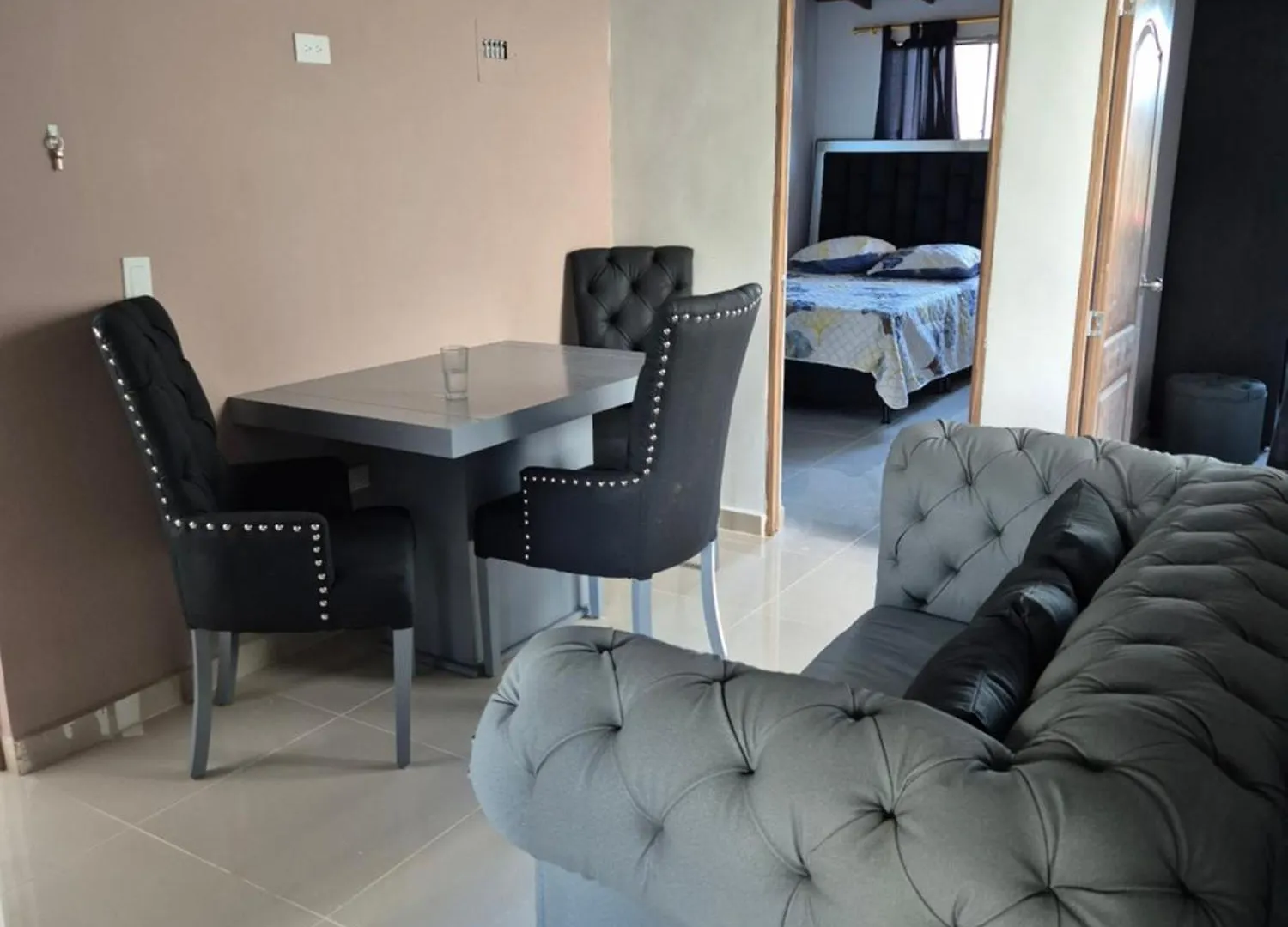 מדיין Exclusivo Y Elegante Apartamento